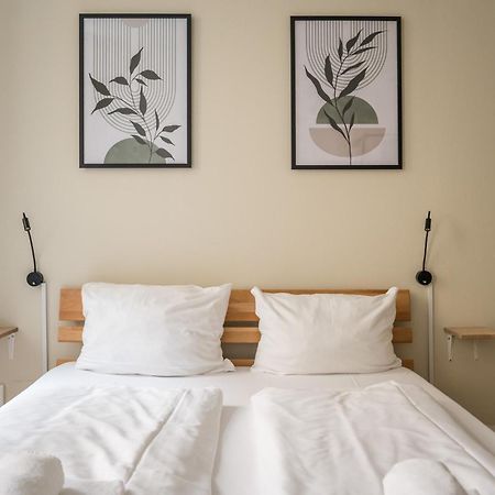Spacious Family Apartment With 2 Bedrooms Berlin Luaran gambar